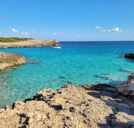 Bressol Des Vent. Villamar. * Cala'N Bosch (Menorca)